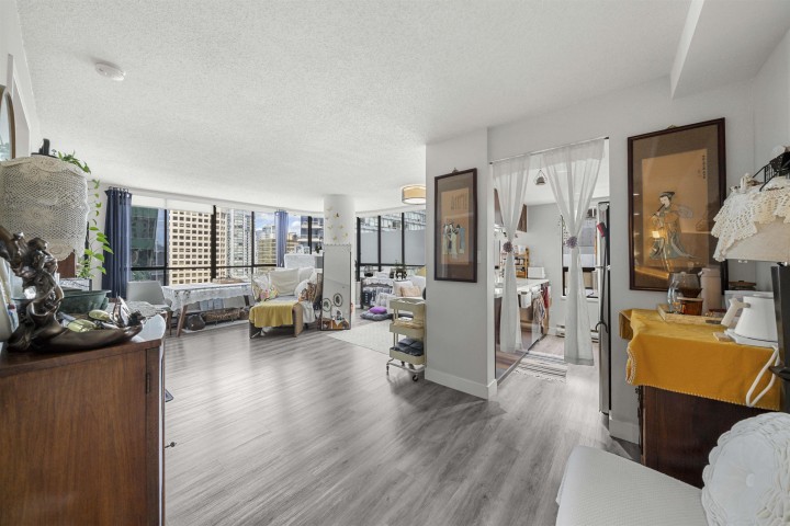 Photo 4 at 1506 - 1060 Alberni Street, West End VW, Vancouver West