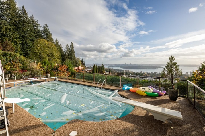 Photo 22 at 2346 Westhill Drive, Westhill, West Vancouver