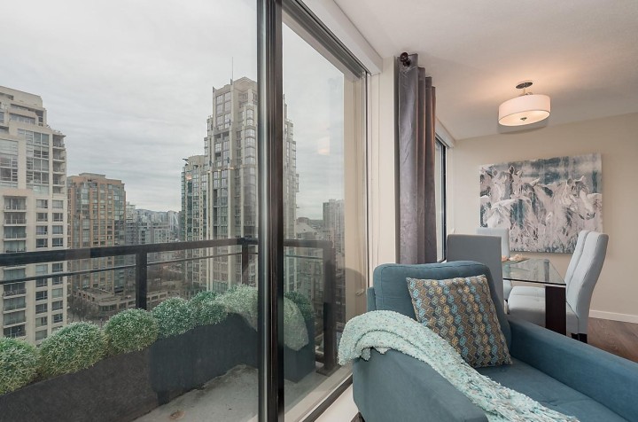 Photo 17 at 1801 - 1295 Richards Street, Downtown VW, Vancouver West