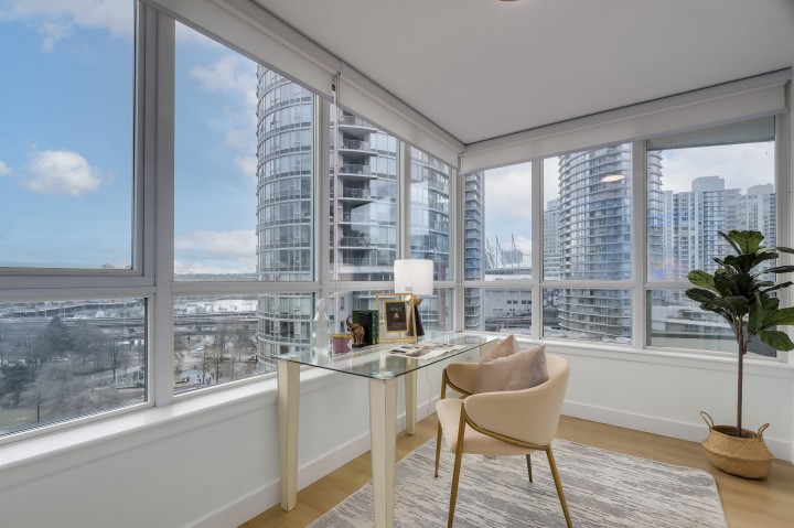 Photo 11 at 1209 - 63 Keefer Place, Downtown VW, Vancouver West