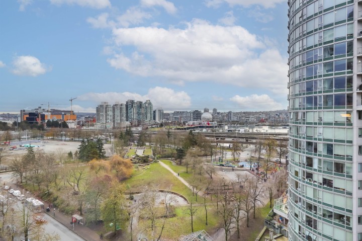 Photo 21 at 1209 - 63 Keefer Place, Downtown VW, Vancouver West