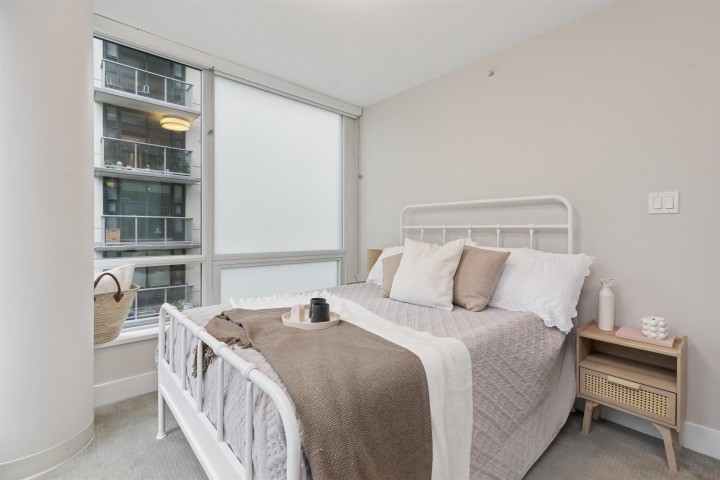 Photo 16 at 329 - 1783 Manitoba Street, False Creek, Vancouver West