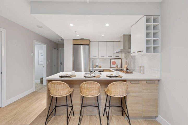 Photo 9 at 329 - 1783 Manitoba Street, False Creek, Vancouver West