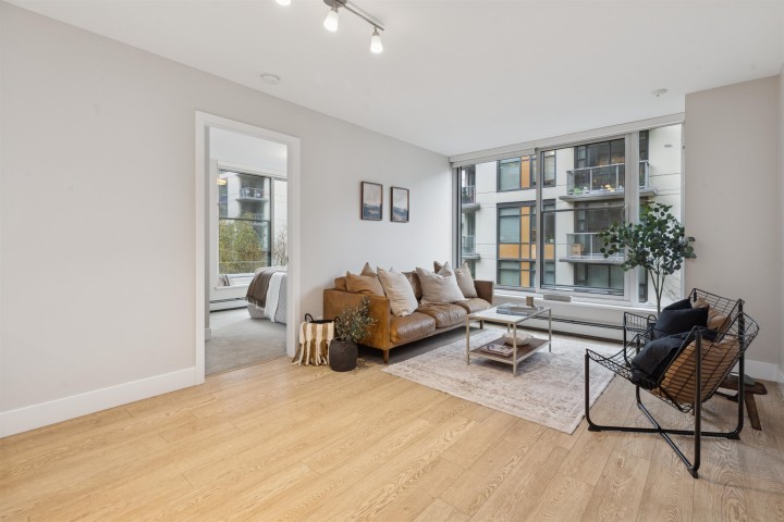 Photo 15 at 329 - 1783 Manitoba Street, False Creek, Vancouver West