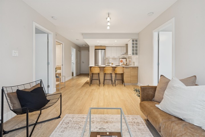 Photo 11 at 329 - 1783 Manitoba Street, False Creek, Vancouver West