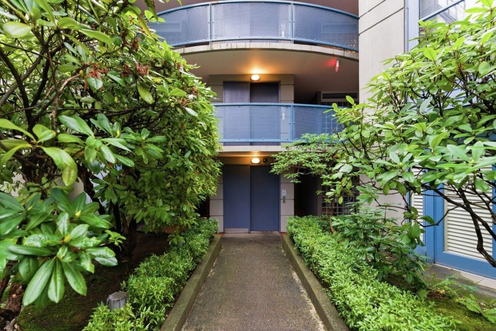 Photo 23 at 203 - 2405 W 2nd Avenue, Kitsilano, Vancouver West