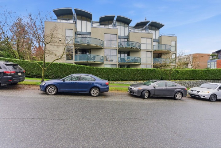 Photo 27 at 203 - 2405 W 2nd Avenue, Kitsilano, Vancouver West