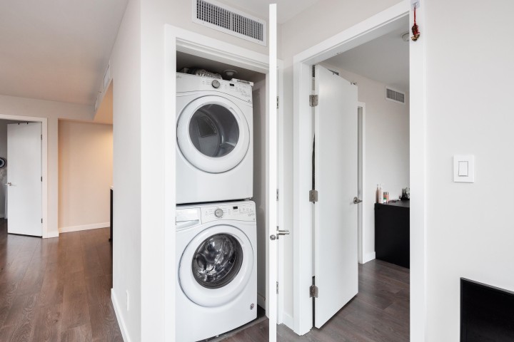 Photo 15 at 402 - 8238 Lord Street, Marpole, Vancouver West