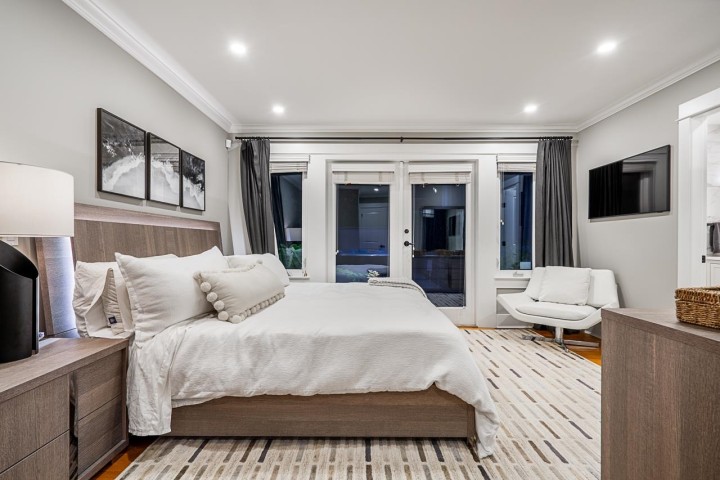 Photo 11 at 1425 Palmerston Avenue, Ambleside, West Vancouver