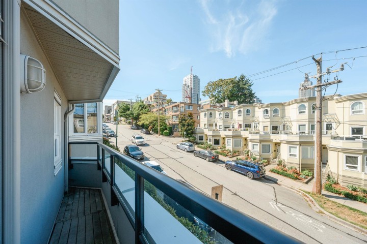 Photo 27 at 21 - 1182 W 7th Avenue, Fairview VW, Vancouver West