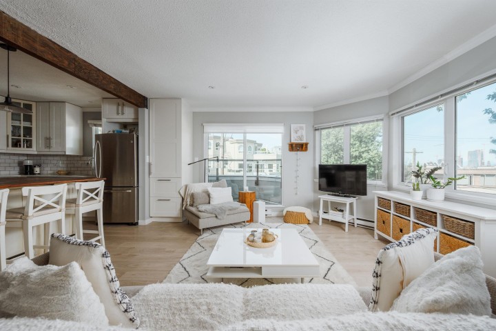 Photo 5 at 21 - 1182 W 7th Avenue, Fairview VW, Vancouver West