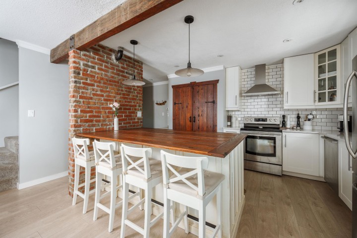 Photo 11 at 21 - 1182 W 7th Avenue, Fairview VW, Vancouver West