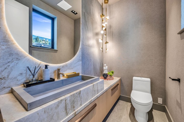 Photo 17 at 2423 Mathers Avenue, Dundarave, West Vancouver