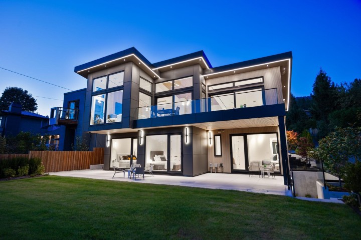 Photo 36 at 2423 Mathers Avenue, Dundarave, West Vancouver