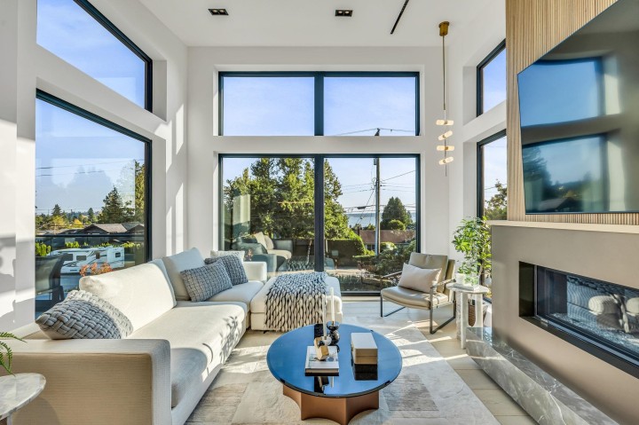 Photo 14 at 2423 Mathers Avenue, Dundarave, West Vancouver