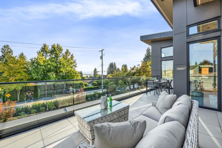 Photo 19 at 2423 Mathers Avenue, Dundarave, West Vancouver