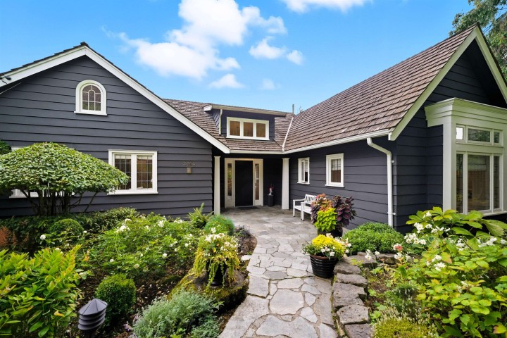 Photo 32 at 3654 Creery Avenue, West Bay, West Vancouver