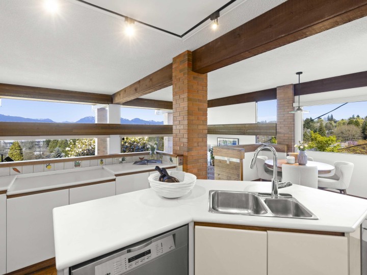 Photo 13 at 5012 Maple Street, Quilchena, Vancouver West