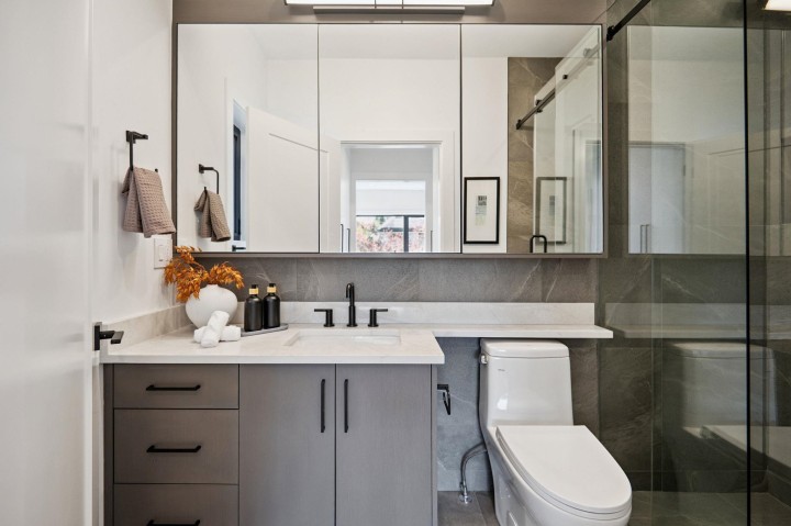 Photo 31 at #1 - 1079 E 14th Avenue, Mount Pleasant VE, Vancouver East