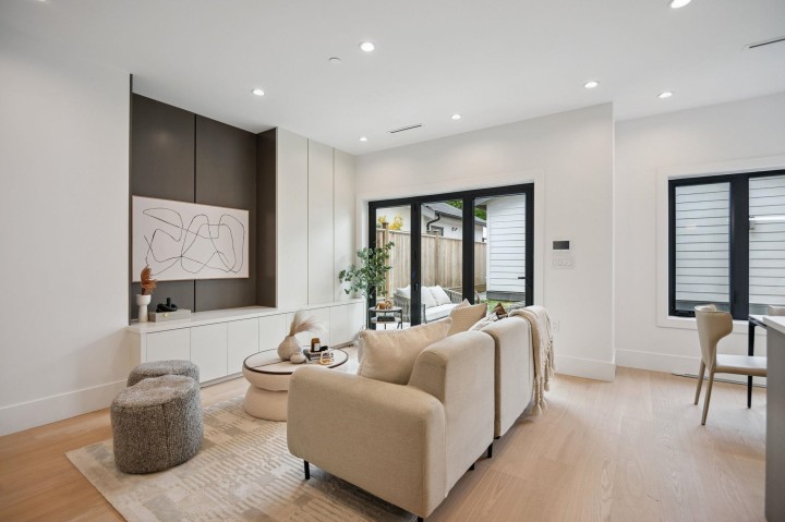 Photo 6 at #2 - 1079 E 14th Avenue, Mount Pleasant VE, Vancouver East