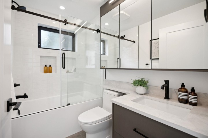 Photo 17 at #2 - 1079 E 14th Avenue, Mount Pleasant VE, Vancouver East