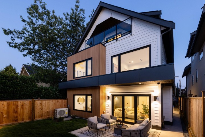 Photo 1 at #2 - 1079 E 14th Avenue, Mount Pleasant VE, Vancouver East