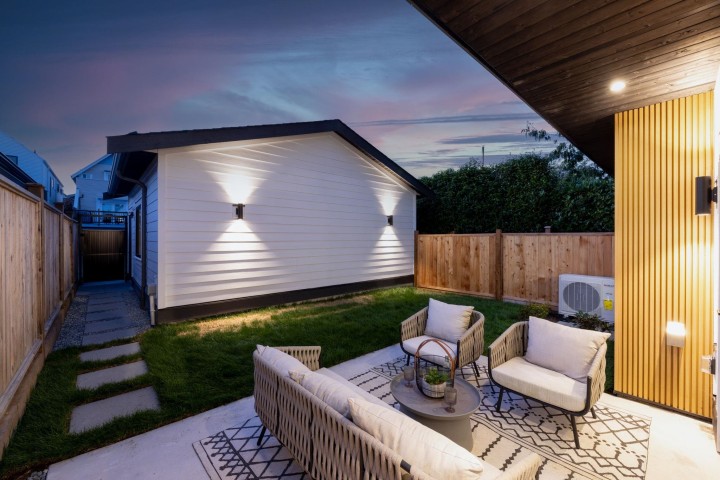 Photo 33 at #2 - 1079 E 14th Avenue, Mount Pleasant VE, Vancouver East