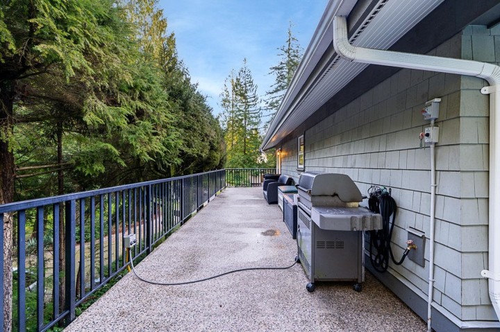 Photo 27 at 4640 Woodburn Road, Cypress Park Estates, West Vancouver
