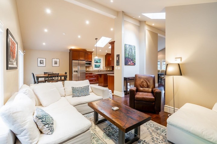 Photo 10 at 4640 Woodburn Road, Cypress Park Estates, West Vancouver