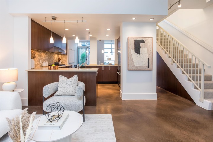 Photo 13 at THA - 1199 Marinaside Crescent, Yaletown, Vancouver West