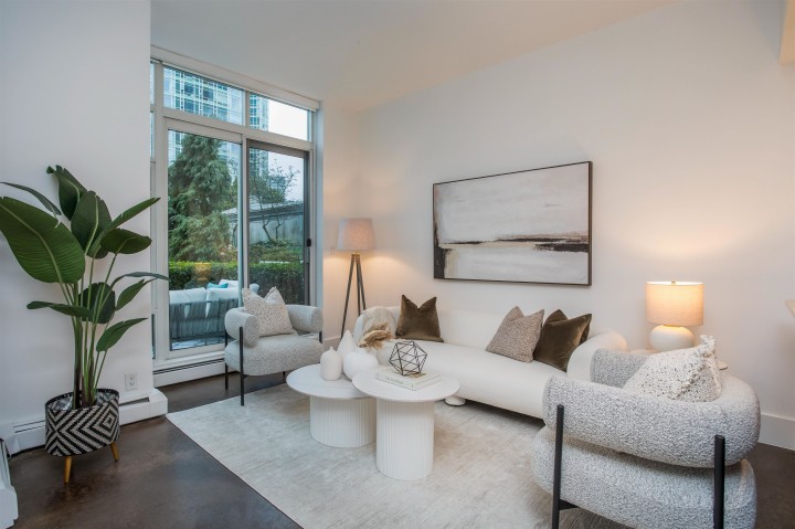 Photo 12 at THA - 1199 Marinaside Crescent, Yaletown, Vancouver West