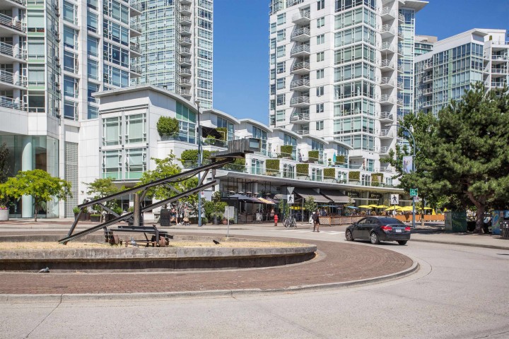 Photo 38 at THA - 1199 Marinaside Crescent, Yaletown, Vancouver West