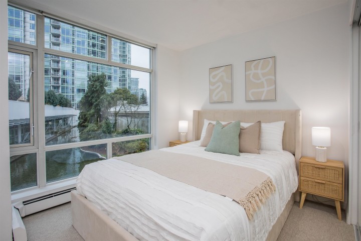 Photo 18 at THA - 1199 Marinaside Crescent, Yaletown, Vancouver West