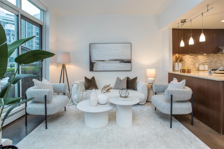 Photo 11 at THA - 1199 Marinaside Crescent, Yaletown, Vancouver West