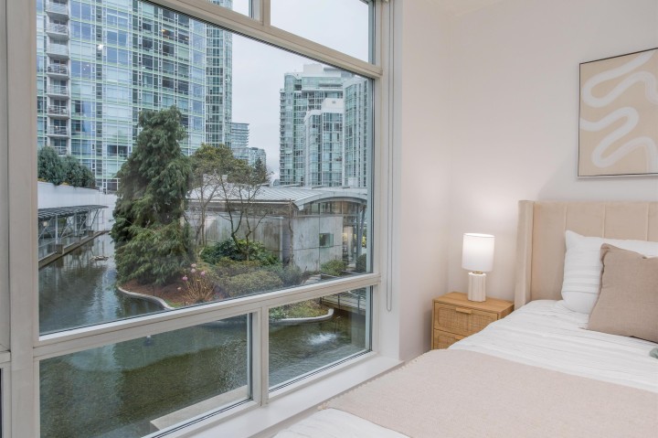 Photo 19 at THA - 1199 Marinaside Crescent, Yaletown, Vancouver West