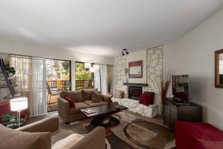 Photo 2 at 218 - 2320 W 40th Avenue, Kerrisdale, Vancouver West