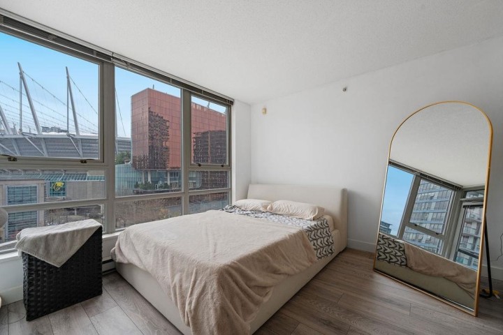 Photo 6 at 1006 - 939 Expo Boulevard, Yaletown, Vancouver West