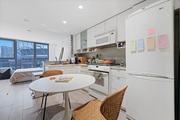 Photo 12 at 1006 - 939 Expo Boulevard, Yaletown, Vancouver West