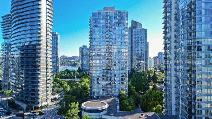 Photo 22 at 1006 - 939 Expo Boulevard, Yaletown, Vancouver West