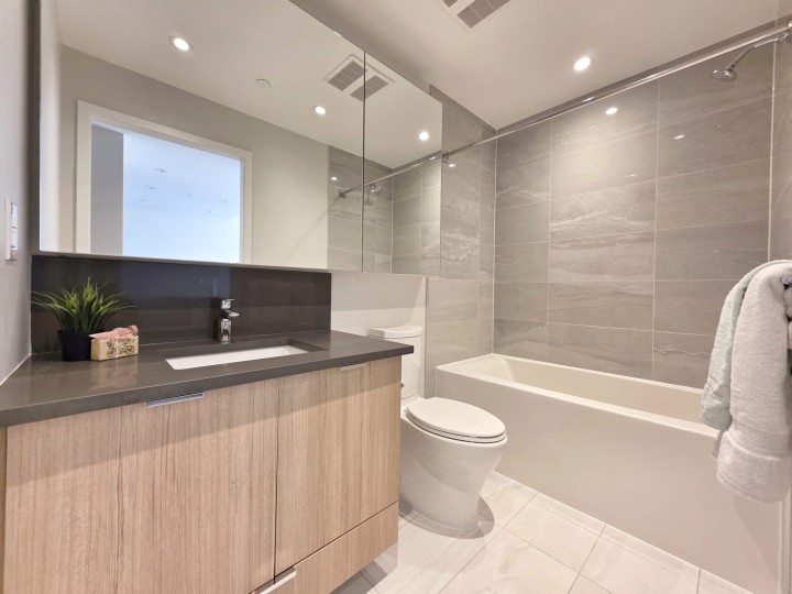 Photo 9 at 1503 - 3430 E S Kent Avenue, South Marine, Vancouver East