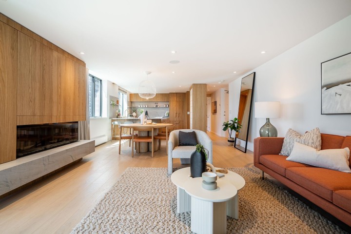 Photo 2 at 502 - 2090 Argyle Avenue, Dundarave, West Vancouver