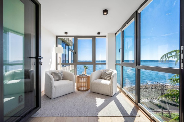 Photo 16 at 502 - 2090 Argyle Avenue, Dundarave, West Vancouver