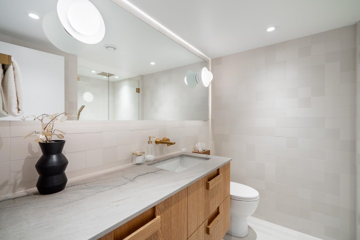 Photo 28 at 502 - 2090 Argyle Avenue, Dundarave, West Vancouver