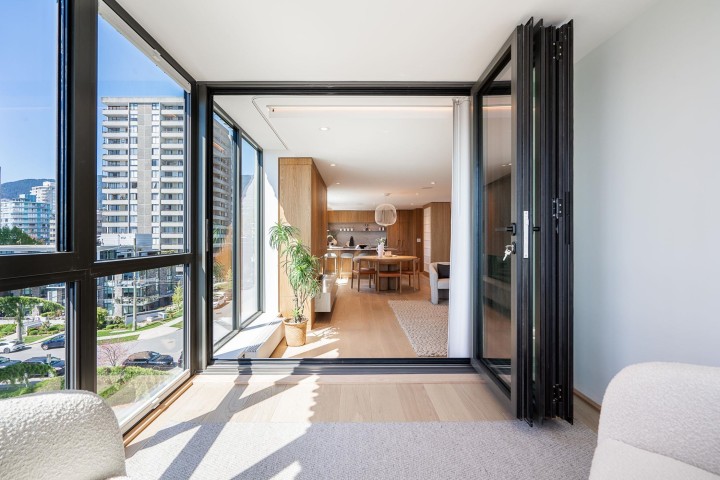 Photo 18 at 502 - 2090 Argyle Avenue, Dundarave, West Vancouver