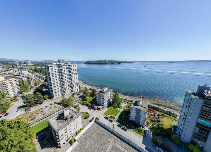 Photo 37 at 502 - 2090 Argyle Avenue, Dundarave, West Vancouver
