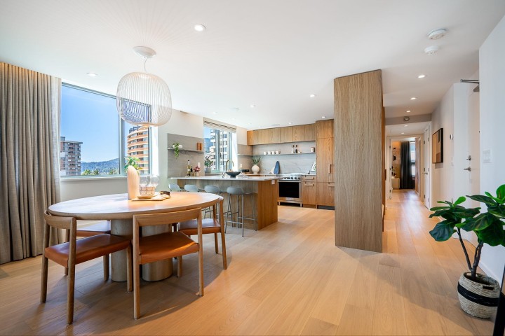 Photo 15 at 502 - 2090 Argyle Avenue, Dundarave, West Vancouver