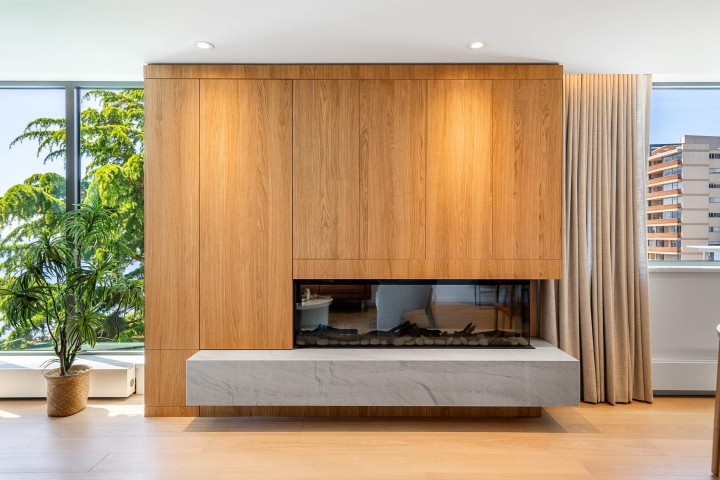 Photo 4 at 502 - 2090 Argyle Avenue, Dundarave, West Vancouver