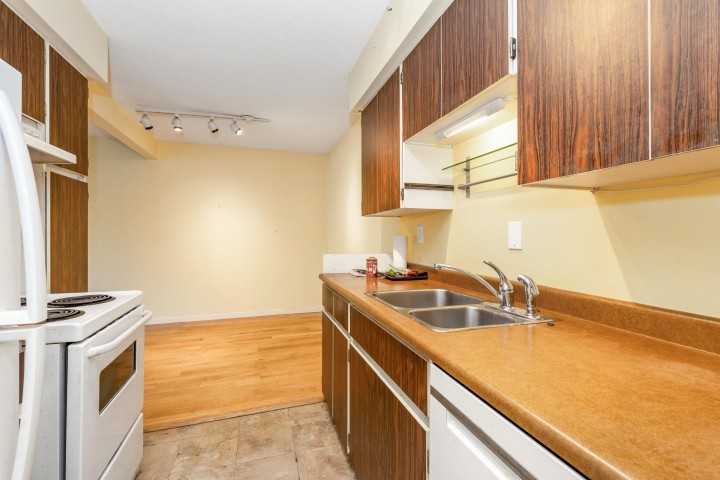 Photo 8 at 410 - 1435 Nelson Street, West End VW, Vancouver West