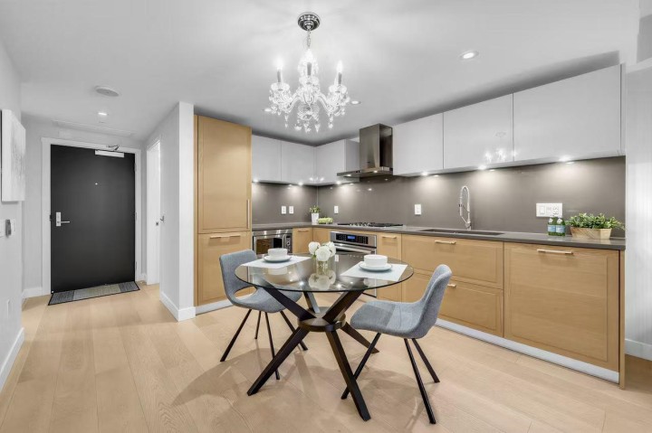 Photo 6 at 502 - 7228 Adera Street, South Granville, Vancouver West