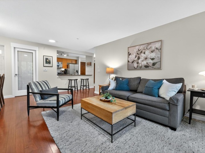 Photo 10 at 206 - 2096 W 46th Avenue, Kerrisdale, Vancouver West